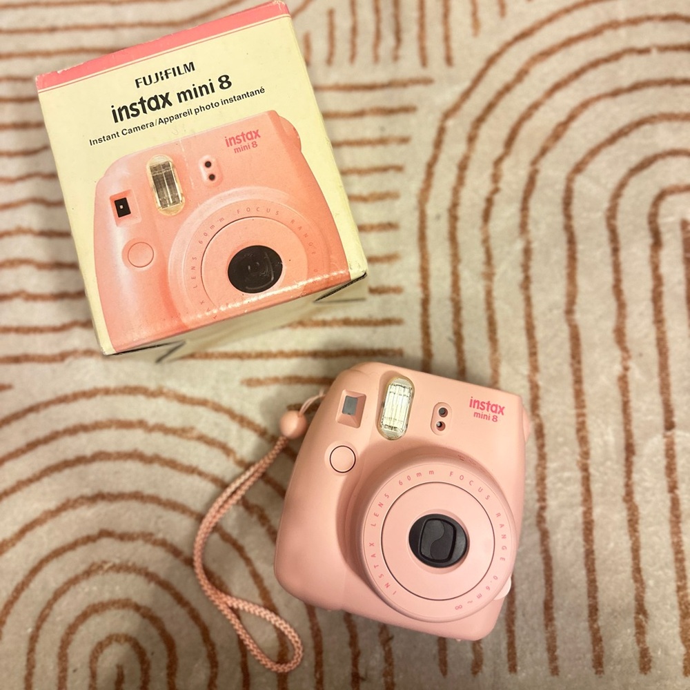 Fujifilm Instax Mini 8 Instant Film Camera (Pink) - Like New